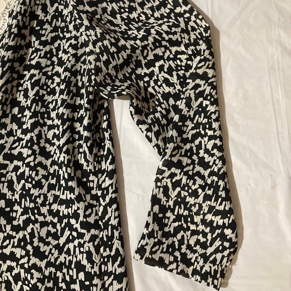 EUC Liz Robert’s Vintage Butterfly Dress with Eyelet Collar - Picture 4 of 9